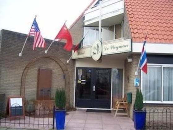 Gallery - Hotel De Weyman