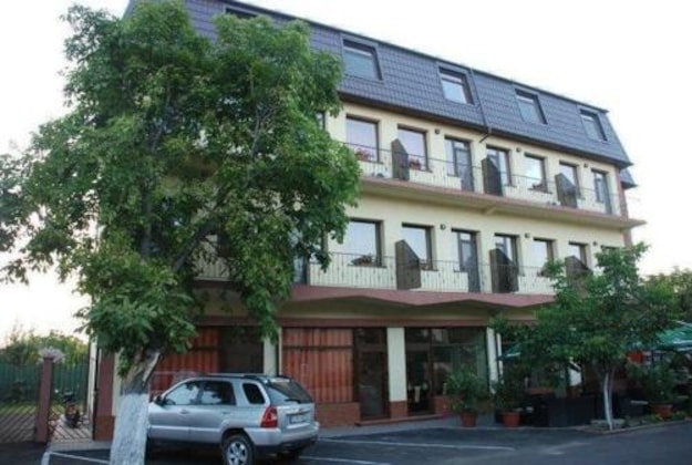 Gallery - Hotel Coliseum