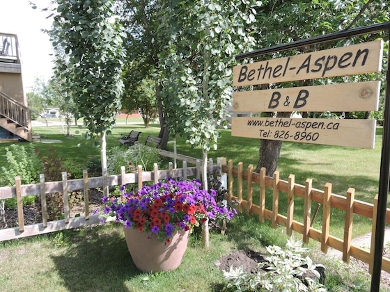 Gallery - Bethel-Aspen Inn