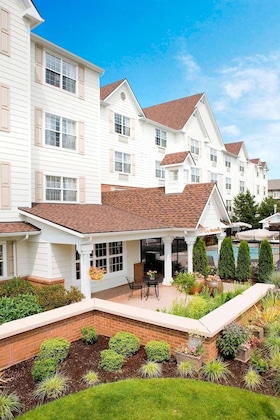 Gallery - Sonesta Simply Suites Seattle Renton