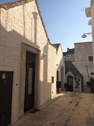 Gallery - Trulli Family