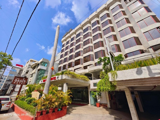 Gallery - The Oasis Hotel