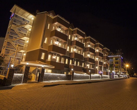 Gallery - Comet De Luxe Hotel