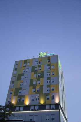 Gallery - Zest Jemursari By Swiss-Belhotel International