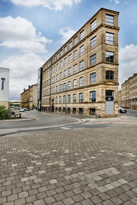 Gallery - Orchard & Avenue