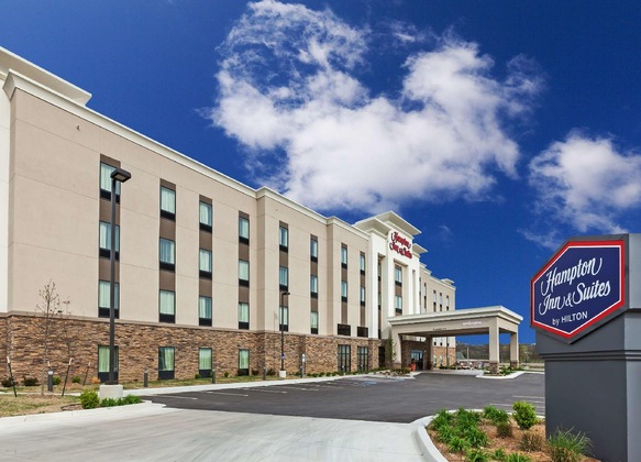 Gallery - Hampton Inn & Suites Claremore