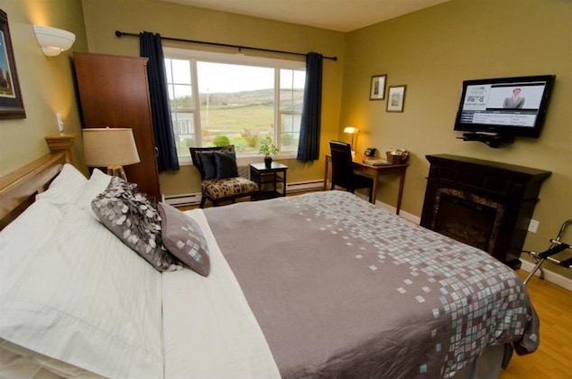 Gallery - Antigonish Evergreen Inn