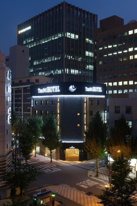 Gallery - The Bs Hotel