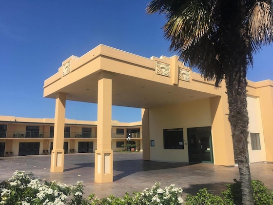 Gallery - Deco City Motor Lodge