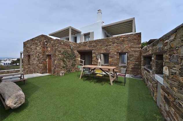 Gallery - White Tinos Luxury Suites
