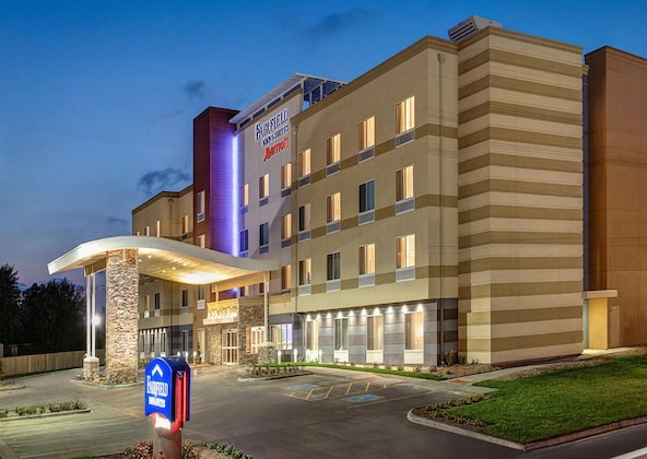 Gallery - Fairfield Inn & Suites Cotulla