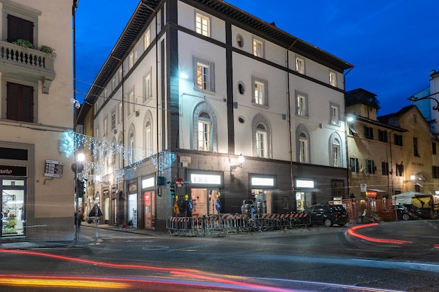 Gallery - Florence Art Apartments