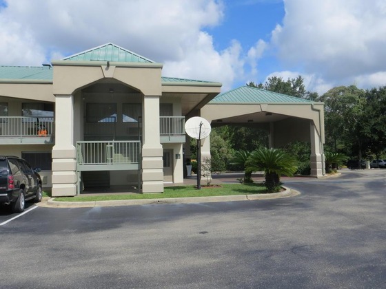 Gallery - Riviera Inn