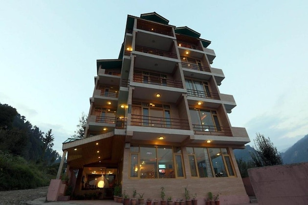 Gallery - Lotus Inn River View