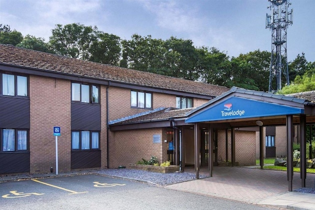 Gallery - Travelodge Edinburgh Dreghorn