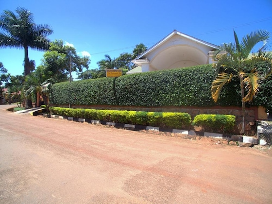 Gallery - Executive Airport Hotel