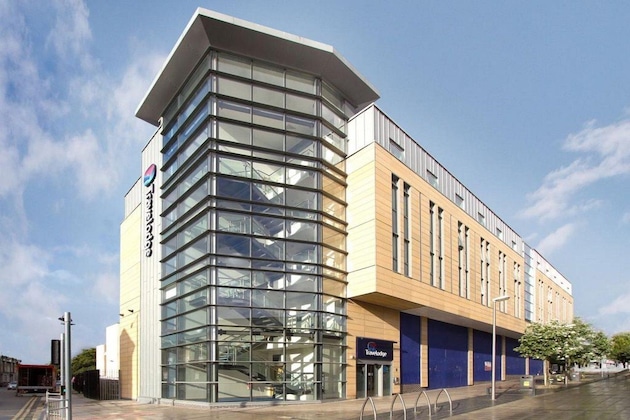 Gallery - Travelodge Morecambe