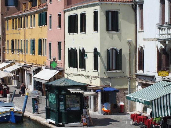 Gallery - Hotel Leone