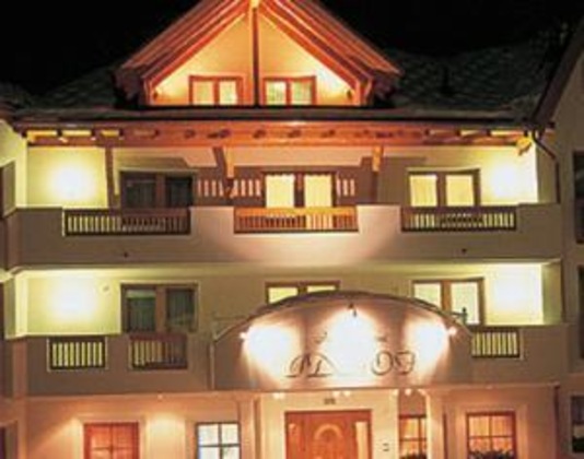 Gallery - Hotel Idhof