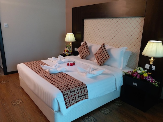 Gallery - Crystal Palace Hotel