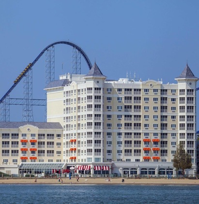 Gallery - Cedar Point Hotel Breakers