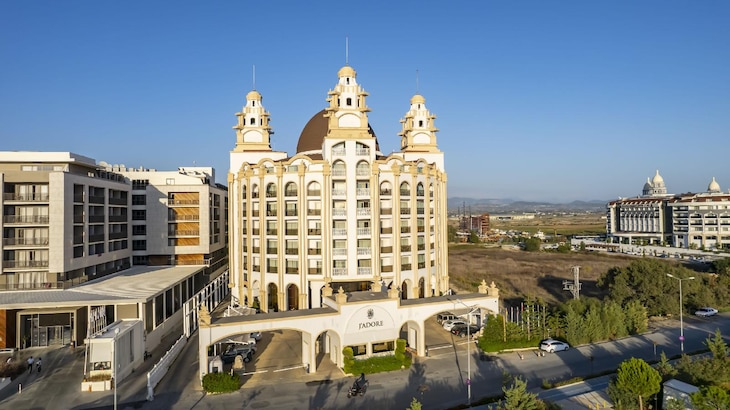 Gallery - J'adore Deluxe Hotel & Spa