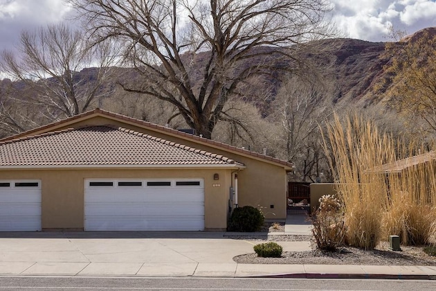Gallery - Cottonwoods 347