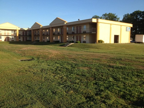 Gallery - Executive Inn