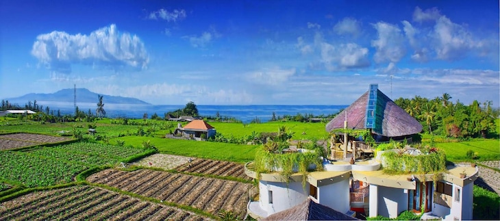 Gallery - Floating Leaf Eco-Luxury Retreat