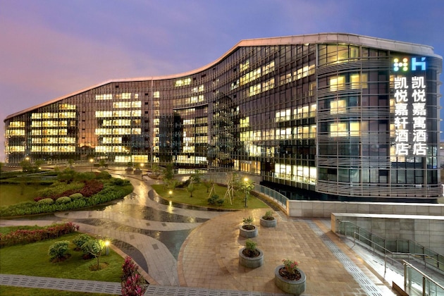 Gallery - Hyatt Place Shenzhen Airport