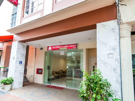 Gallery - Jayleen Clarke Quay Hotel