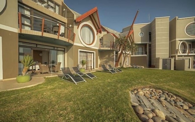 Gallery - Beach Lodge