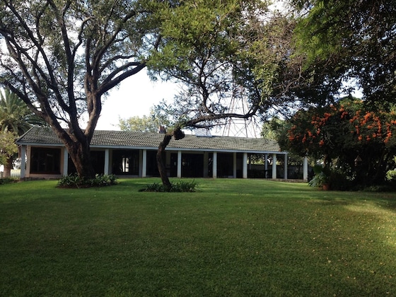 Gallery - Musketeers Lodge