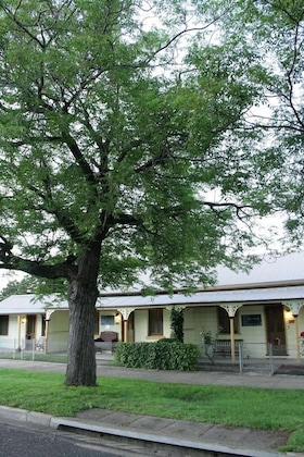 Gallery - A Settler's Cottage