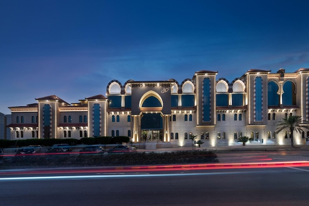Gallery - Madareem Crown Hotel