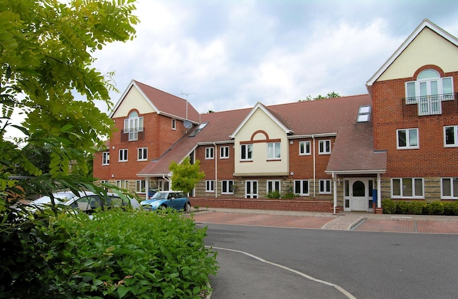 Gallery - Berkshire Rooms-Bracknell