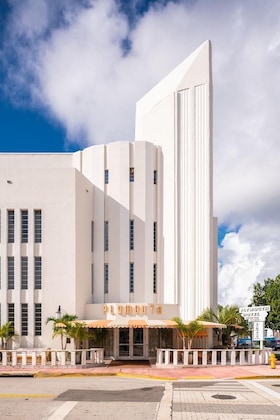 Gallery - The Plymouth South Beach
