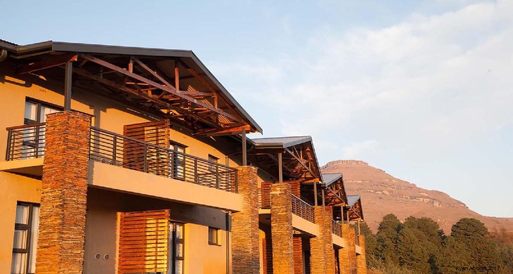 Gallery - Premier Hotel Sani Pass