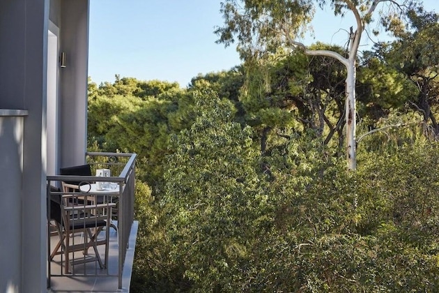 Gallery - The Gardens Gallery Hotel