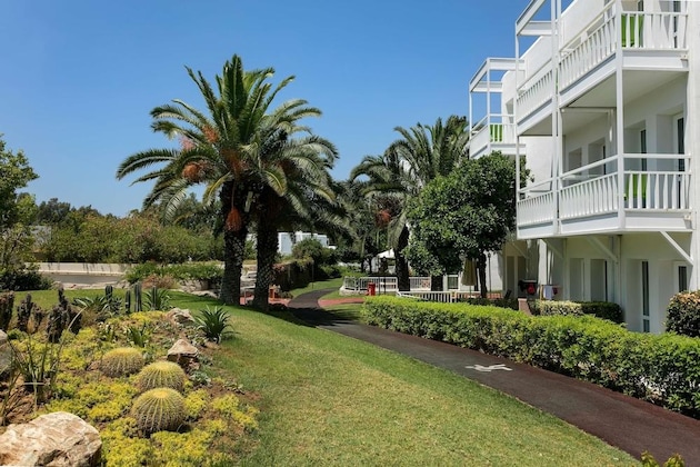 Gallery - Seven Seas Hotel Blue