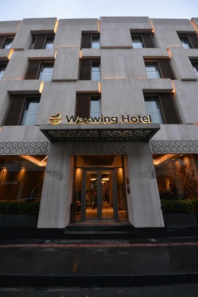 Gallery - Waxwing Hotel