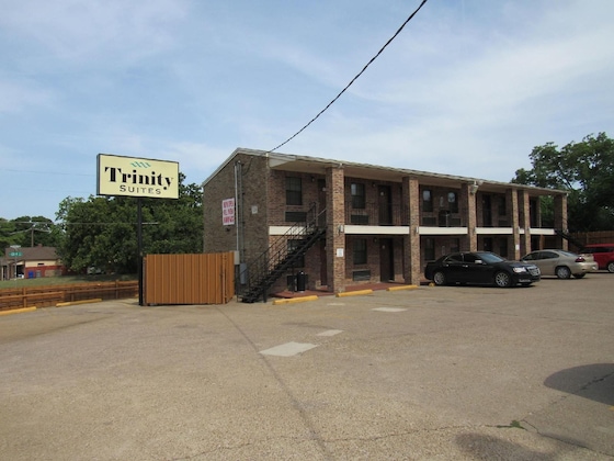 Gallery - Trinity Suites Downtown Dallas