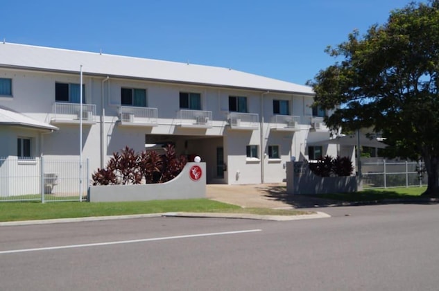 Gallery - Castle Crest Motel