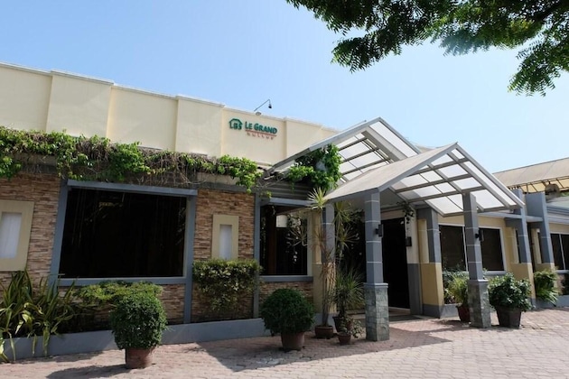 Gallery - Le Grand Suites