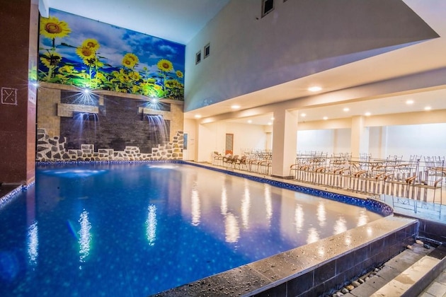 Gallery - Spring Hotel