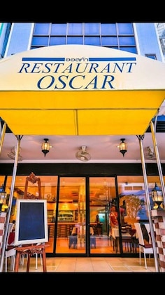 Gallery - Avenue Beach Hotel