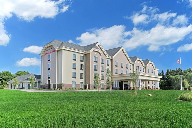 Gallery - Hampton Inn & Suites Cazenovia