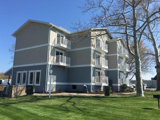 Gallery - Anchored Inn At Hidden Harbour Marina