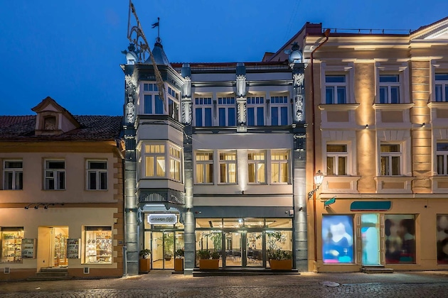 Gallery - Artagonist Art Hotel