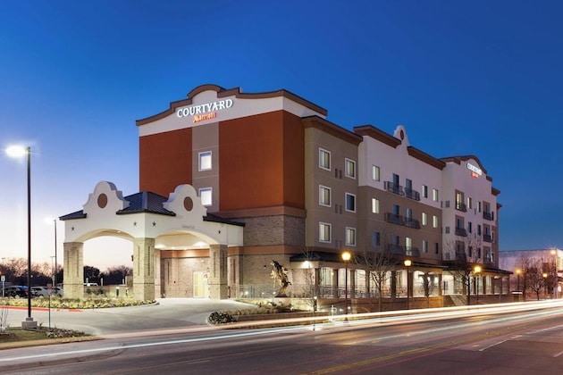Gallery - Courtyard By Marriott Fort Worth Historic Stockyards
